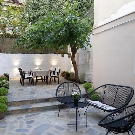 Irida's Detached House With Lovely Garden/yard In Center * Athens